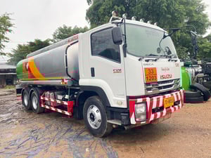 ISUZU FVM240 แท้งน้ำมัน 18000 ลิตร ปี 58 ISUZU FVM240 แท้งน้ำมัน 18000 ลิตร ปี 58
