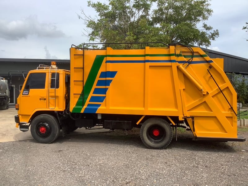 Isuzu Rocky 195 แรง ปี 54 รถขยะ 