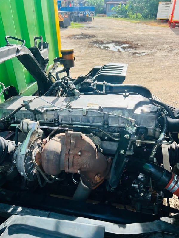 ISUZU FTR240  รถบรรทุก 6ล้อ ตู้แห้ง ปี 63 