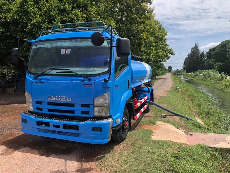 Isuzu 6 ล้อ FRR210 ยูโร3 ปี59 Isuzu 6 ล้อ FRR210 ยูโร3 ปี59