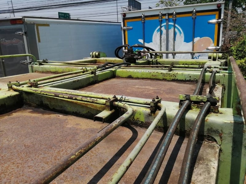 ถังขยะ 7Q ราคา 100,000 บาท 