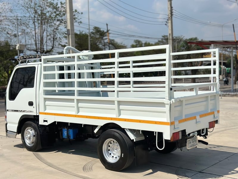 ISUZU NKR หัวการ์ตูน 🚚  กระบะพร้อมคอกเหล็ก