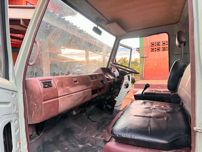 Hino 117 แรง ปั50 รถน้ำ (เจ้าของฝากขาย) Hino 117 แรง ปั50 รถน้ำ (เจ้าของฝากขาย)