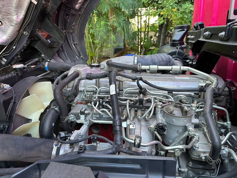 Hino GL8J 240แรง ตู้ bbc วัดใน ยาว7.7ม กว้าง2.4ม สูง2.6  