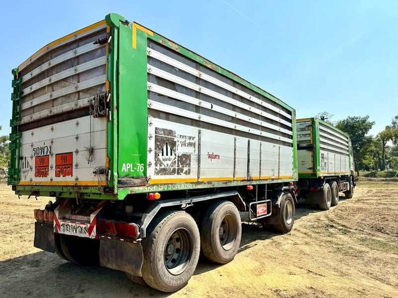 UD Truck CWE 350 ทะเบียน AP76 - 67-2573 , 67-2574