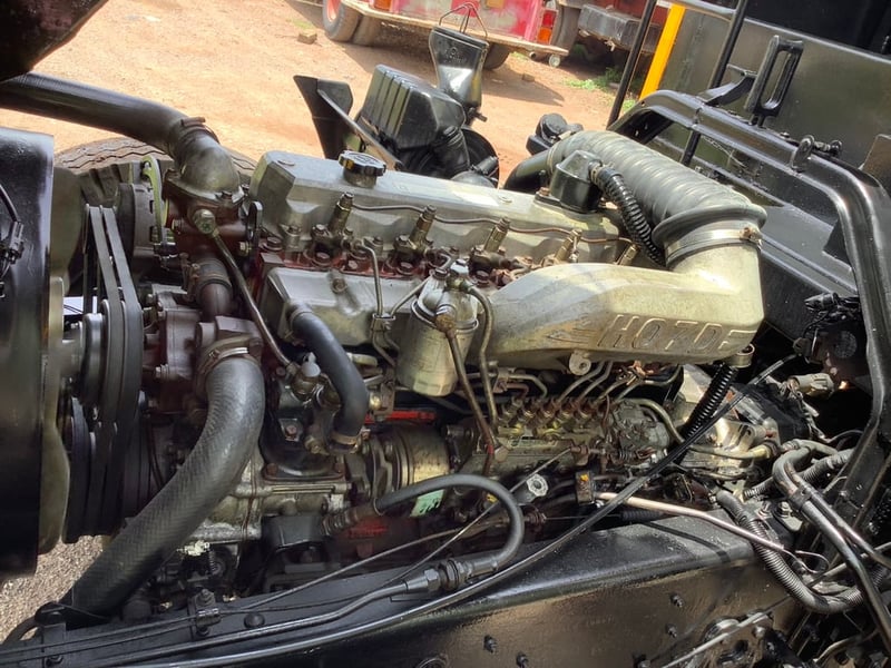 Hino 6ล้อขยะ ช่วงสั้นน 195 แรง ปี37 ราคา 620,000 บาท