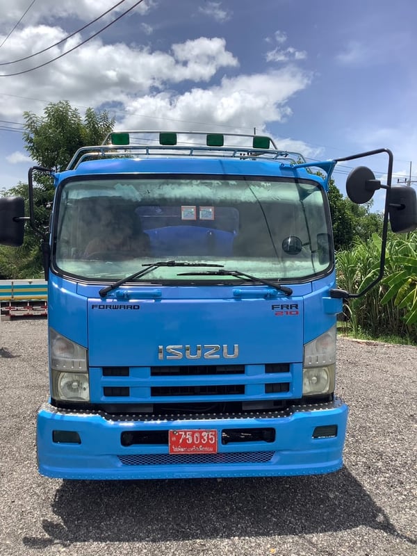 Isuzu 6 ล้อ FRR210 ยูโร3 ปี59 Isuzu 6 ล้อ FRR210 ยูโร3 ปี59