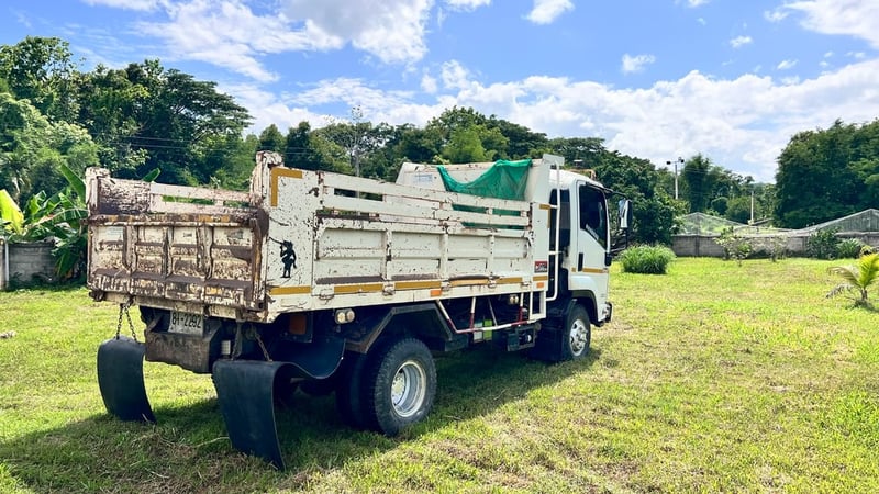 ISUZU FRR 210 ปี52 ISUZU FRR 210 ปี52