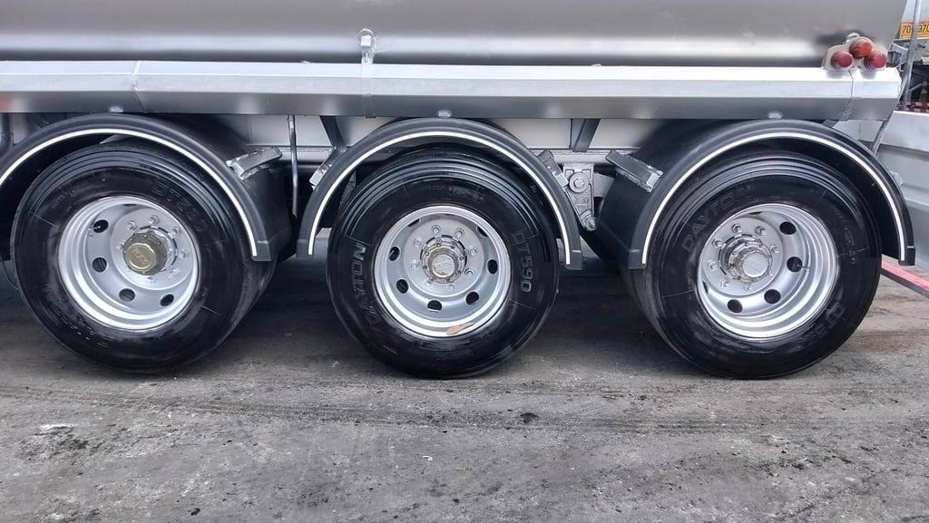 ถังน้ำมัน 45,000 ลิตร 