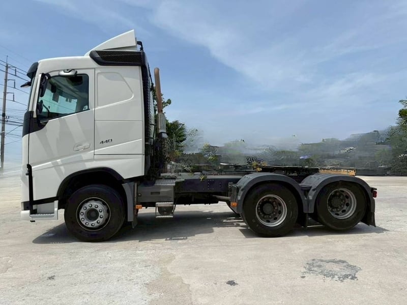 Volvo FH440 ปี 60 ราคา 1,480,000 บาท