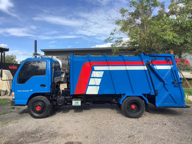 Isuzu 6 ล้อ (รถขยะ) NPR130แรง ยูโร2 ปี43