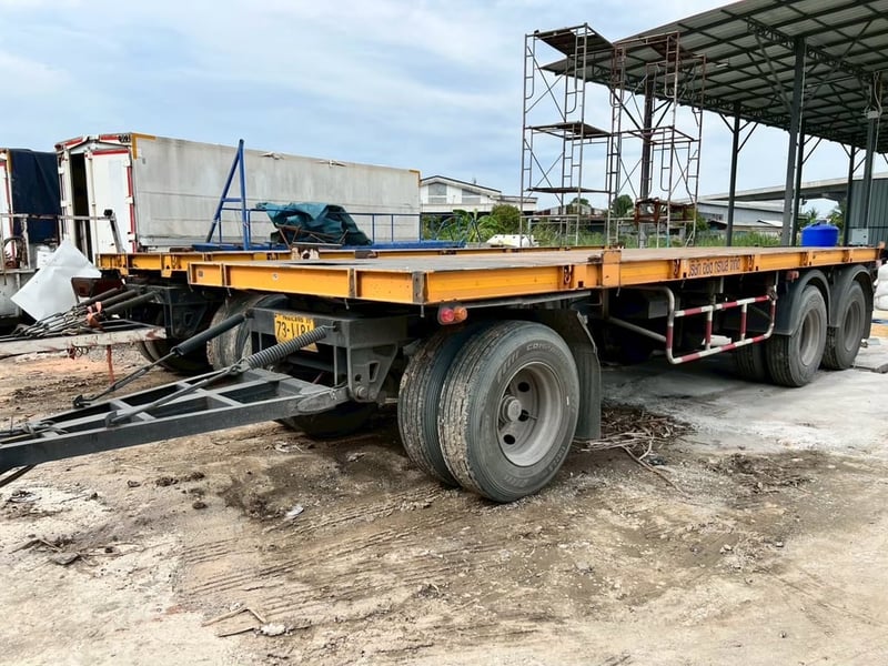 ลูกพ่วงพื้นเรียบ 3เพลาปี 57, 59 ยาว 7.45 ม. กว้าง 2.5 ม. 