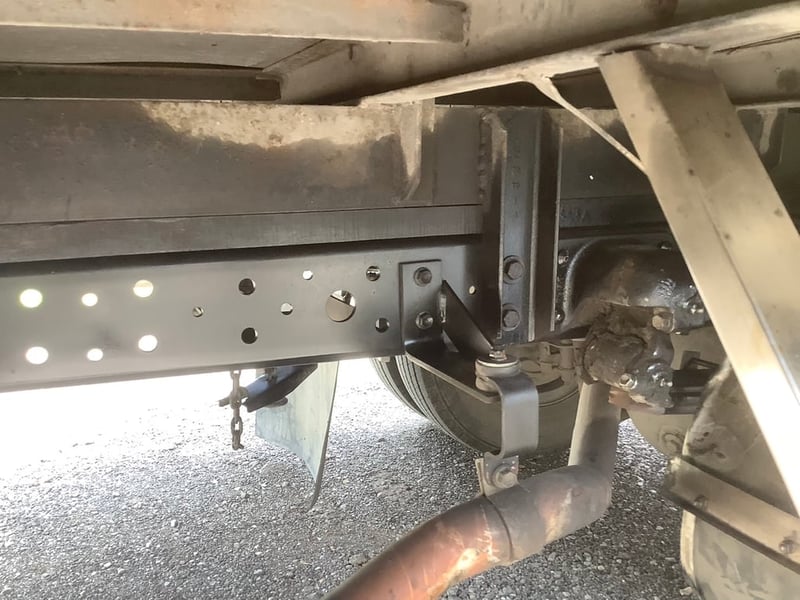 Hino 6 ล้อ ยูโร3 (ตู้เย็นติดลบ) ปี57 ตู้ ยาว 4.5ม. , สูง 2 ม. , กว้าง 2 ม.