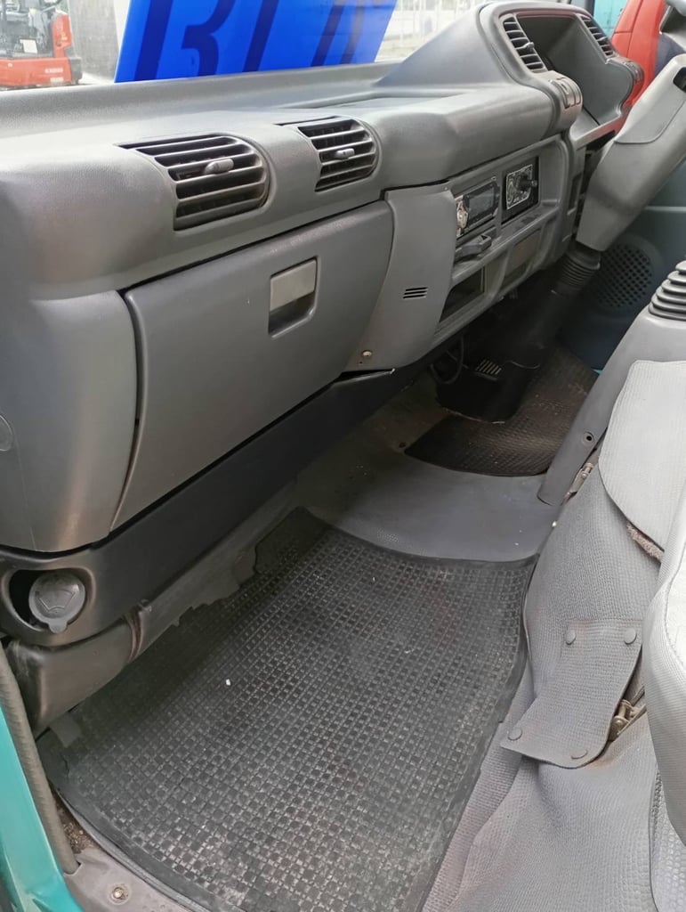 Isuzu 4 ล้อ NKR100แรง คอก ปี51 ราคา 295,000 บาท