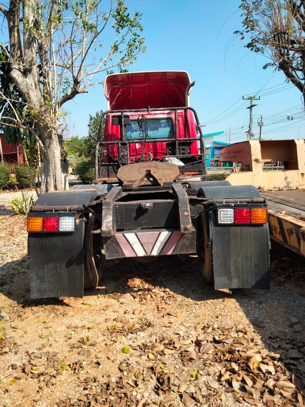 หัวลาก HINO 2 เพลา 285 แรง เทอร์โบ  6 เกียร์  หัว M6 ลงเล่มแล้ว ทะเบียน ม.79 