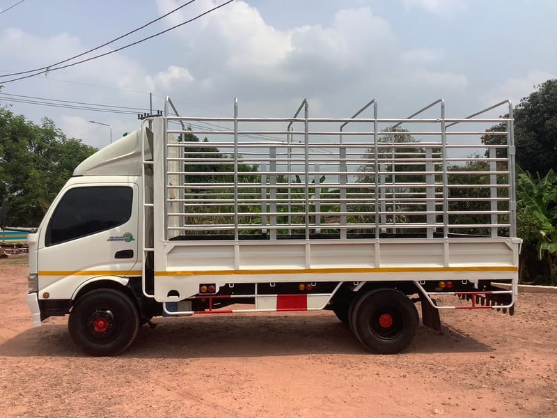 Hino 6 ล้อ คอก ดูโท้150แรง ยูโร3 ปี 55 Hino 6 ล้อ คอก ดูโท้150แรง ยูโร3 ปี 55