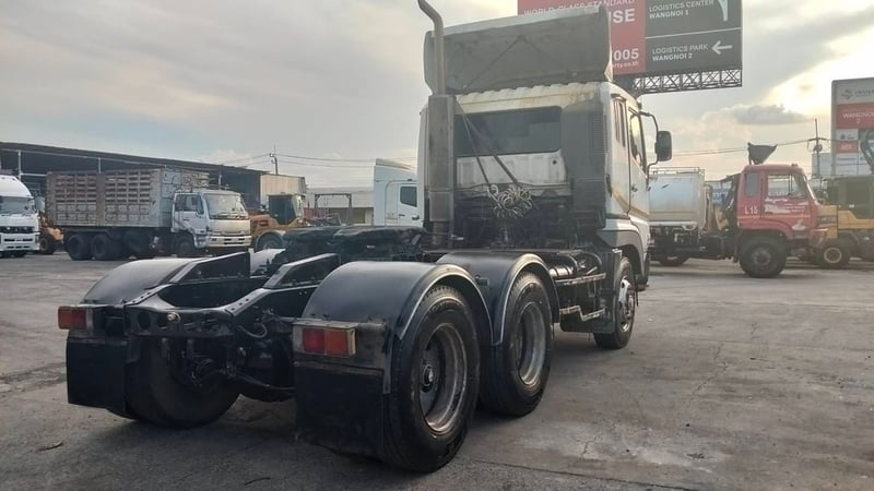 สิบล้อหัวลาก มิตซู 380แรงม้า ราคา 480,000 บาท