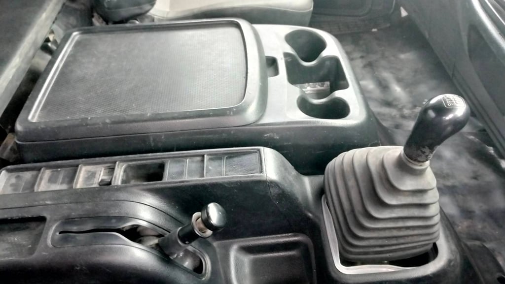 หัวลากฮีโน่เมก้า ซีรี่ย์ 500 FM2P 380แรง ปี 2557 