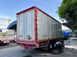 Hino GL8J 240แรง ตู้ bbc วัดใน ยาว7.7ม กว้าง2.4ม สูง2.6  