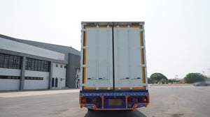 Isuzu FTR240 ปี65 ตู้ 10 บาน ยาว 7.6 ม.
