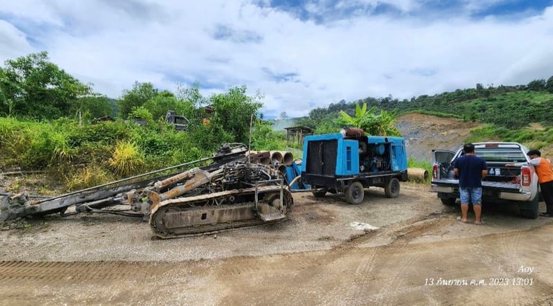 1.เครื่องเจาะแอร์แทรคยี่ห้อฟูรูกาว่า200 2.เครื่องปั๊มลมยี่ห้อแอร์แมน รุ่นPDS750S 3.เครื่องปั๊มลมยี่ห้อแอร์แมนรุ่นPDS175S