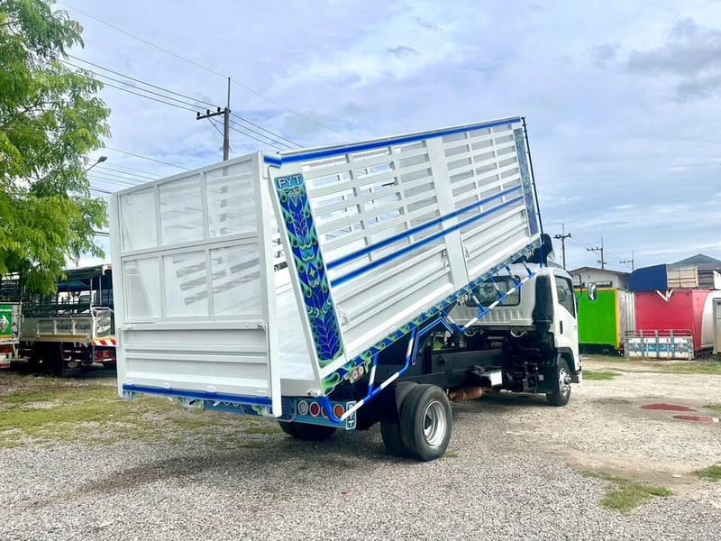 ISUZU FRR210แรง ปี58 ดัมพ์เกษตร 8ตัน ยาว 5.50เมตร 