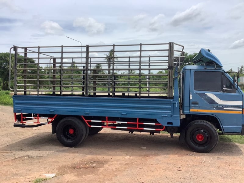 Isuzu 6 ล้อ #NPR115 กระบะยาว 4.5 ปี31 