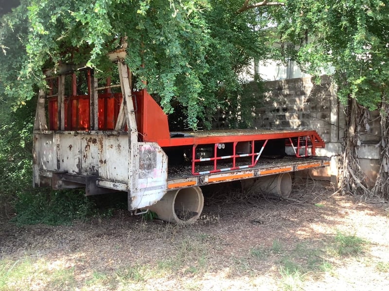 กระบะ พื้นเรียบ  ราคา 35,000 บาท 