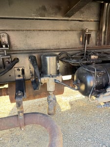 Hino 6 ล้อ 175 แรง ดั้มพ์ 3คิว Hino 6 ล้อ 175 แรง ดั้มพ์ 3คิว