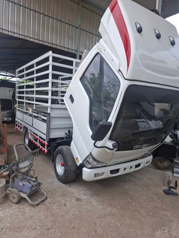 Isuzu 4ล้อ 100แร งปี51