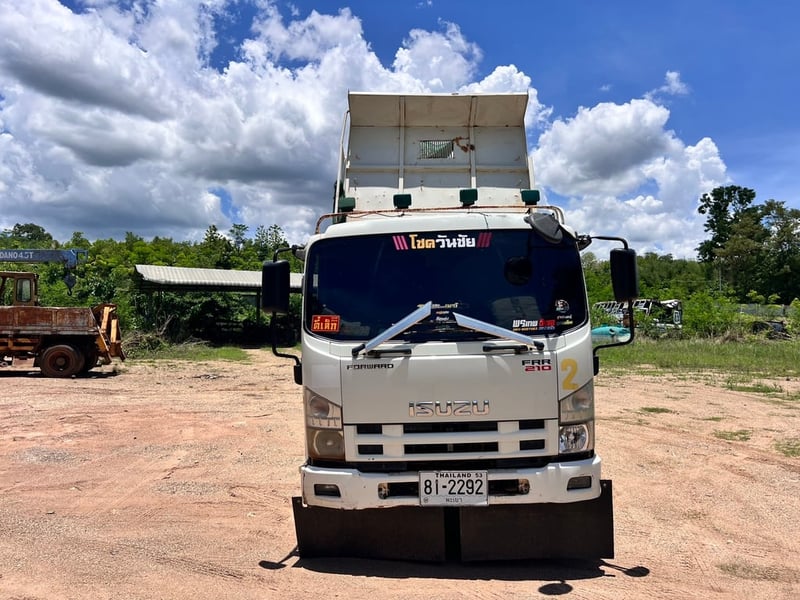 Isuzu FRR210 ดั้มพ์ ปี52 