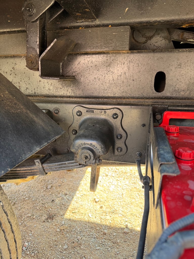 Hino 6 ล้อ 175 แรง ดั้มพ์ 3คิว 