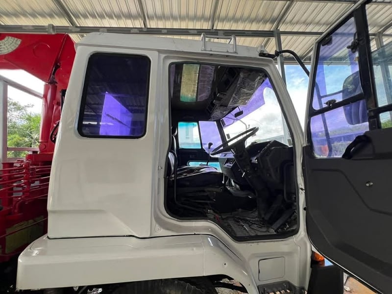 10 ล้อเครน รถประกอบ  มีเล่ม ภาษีไม่ขาด (เจ้าของขายเอง)