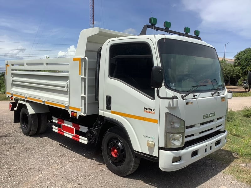 6ล้อIsuzu NPR150แรง ปี 57 ดั้มพ์ 