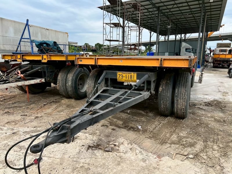 ลูกพ่วงพื้นเรียบ 3เพลาปี 57, 59 ยาว 7.45 ม. กว้าง 2.5 ม. 