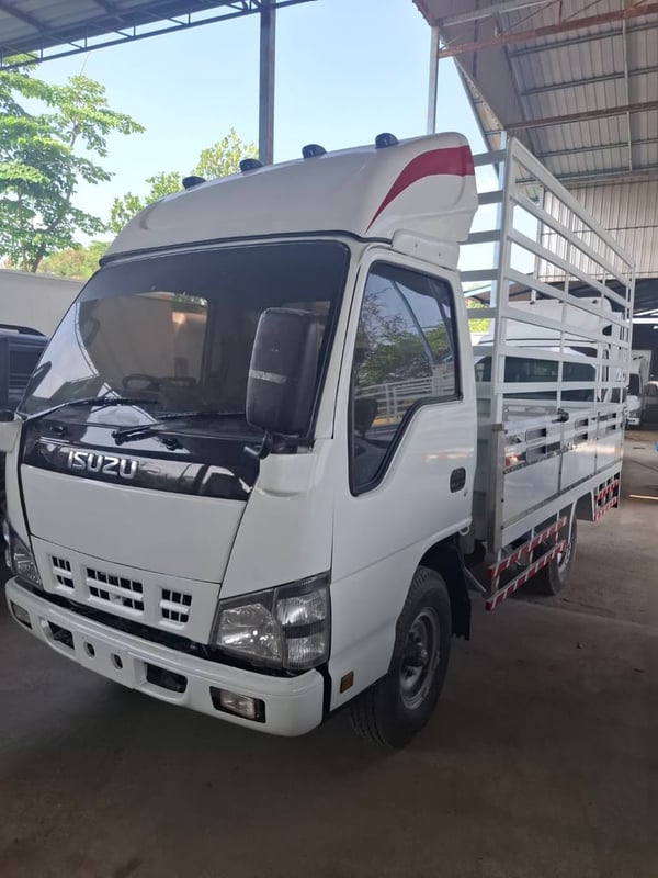 Isuzu 4ล้อ 100แร งปี51