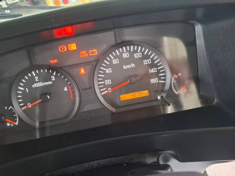 ISUZU NMR130 ปี64 ดั้มพ์ ราคา 750,000 บาท  