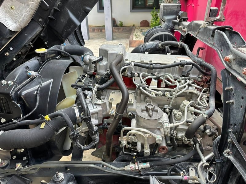 6ล้อ Hino fc9j 155แรง รถปี67 กะบะยาว 5.6ม ไมล์ 90,000km 6ล้อ Hino fc9j 155แรง รถปี67 กะบะยาว 5.6ม ไมล์ 90,000km