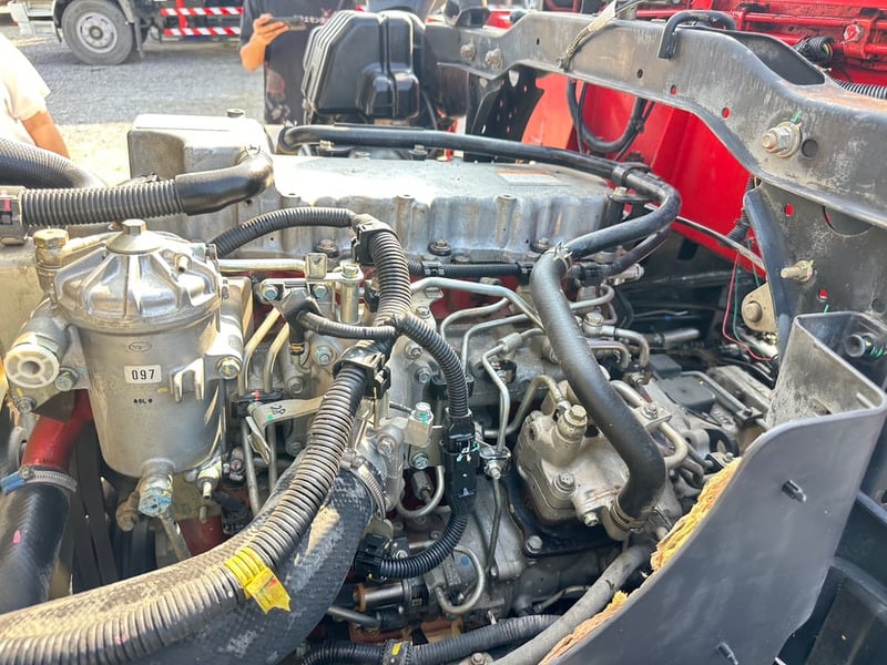 HINO MEGA175 ปี60 ดั้ม เครน ยูนิค 3.4ตัน 3ปอก กระบะดั้ม 5.20เมตร กว้าง 2.20เมตร 