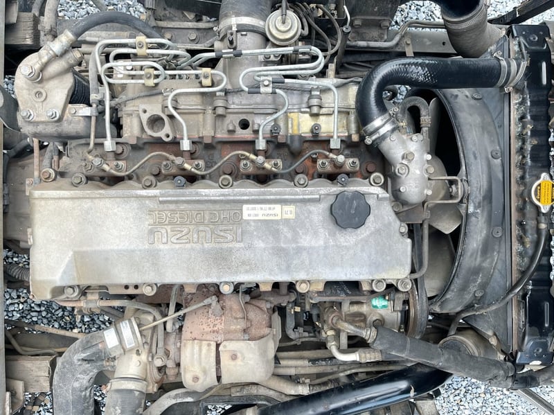 6 ล้อตู้แห้ง ISUZU NQR ปี 2547 เครื่อง 150