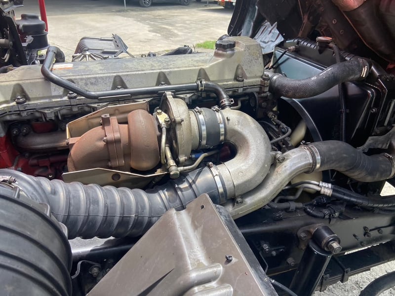 Hino FM8J 10ล้อ 2 เพลา กระบะคอกสูง (มีชุดปากลำโพงท้าย) 