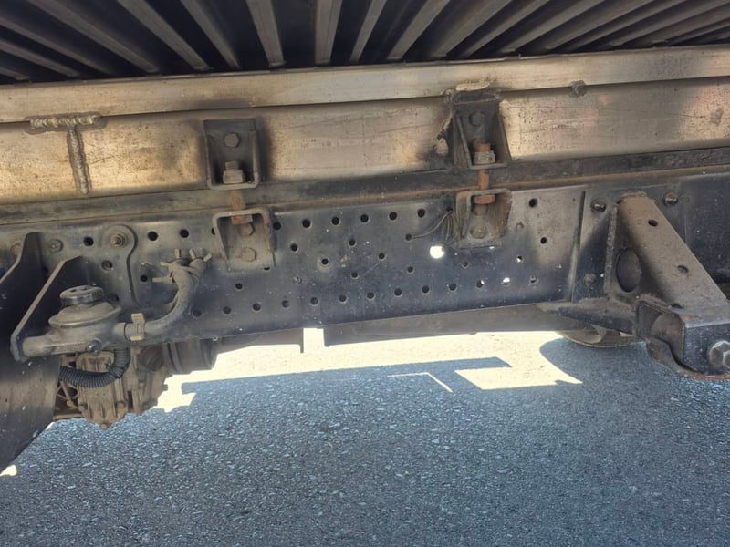 Isuzu NLR130 ตู้ทึบ ปี63 Isuzu NLR130 ตู้ทึบ ปี63