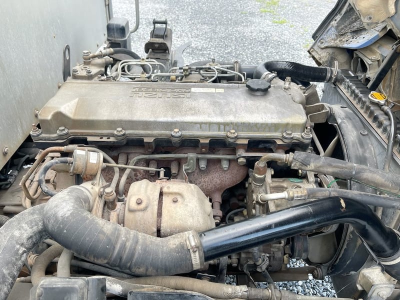 6 ล้อตู้แห้ง ISUZU NQR ปี 2547 เครื่อง 150