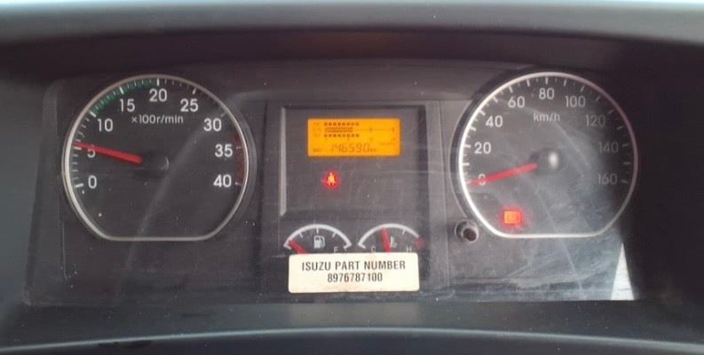 6ล้อ NEW FRR 210 กะบะปีเนียมพื้นสเเตนเหลด ยาว 6.50 เมตร ปี66