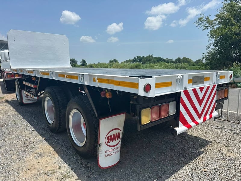 ลูกพ่วง สามเพลา สามมิตรแท้ มือเดียวออกป้ายแดง ปี 55 ราคา 270,000 บาท ลูกพ่วง สามเพลา สามมิตรแท้ มือเดียวออกป้ายแดง ปี 55 ราคา 270,000 บาท