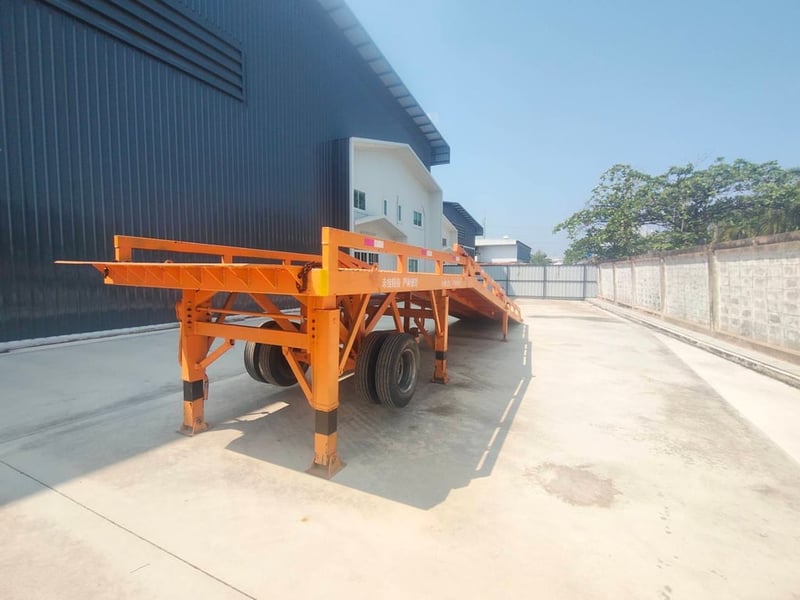 สะพานโหลดรับน้ำหนักได้10ตัน  กว้าง2.2เมตรความยาว11-12เมตรถ้าพับคือ4เมตร