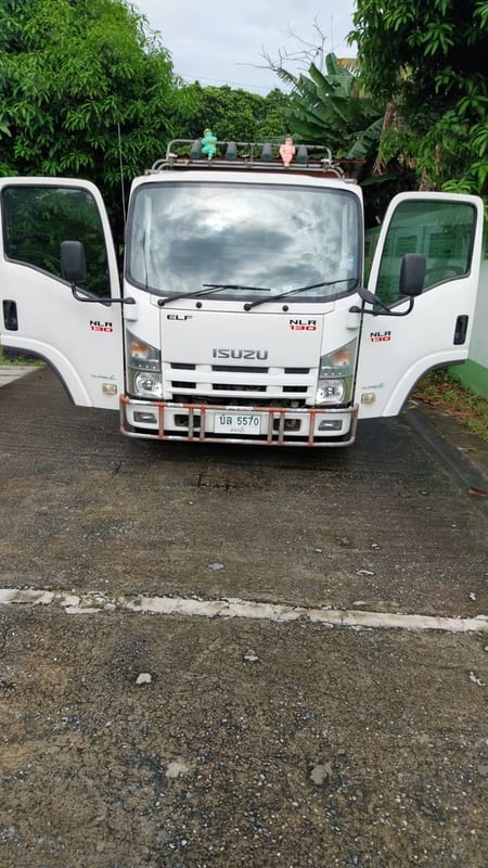 Isuzu NMR130 รถคอก ไมล์น้อย  (เจ้าของขายเอง) ราคา 420,000
