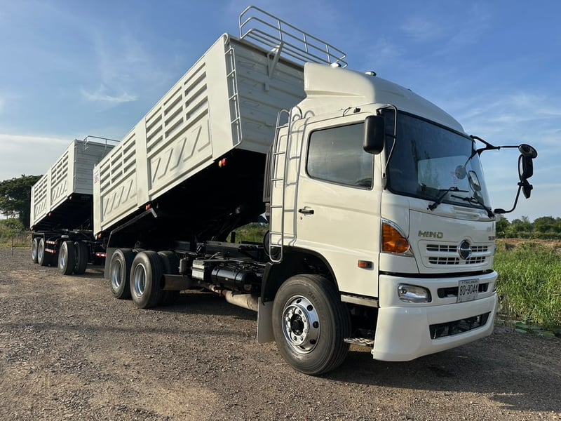 ฮีโน่ FM2P 380 พ่วงแม่+ลูก ปี 57 สามมิตรดั้ม แม่ 6.00  ลูก 6.5  สูง 1.60 ม.