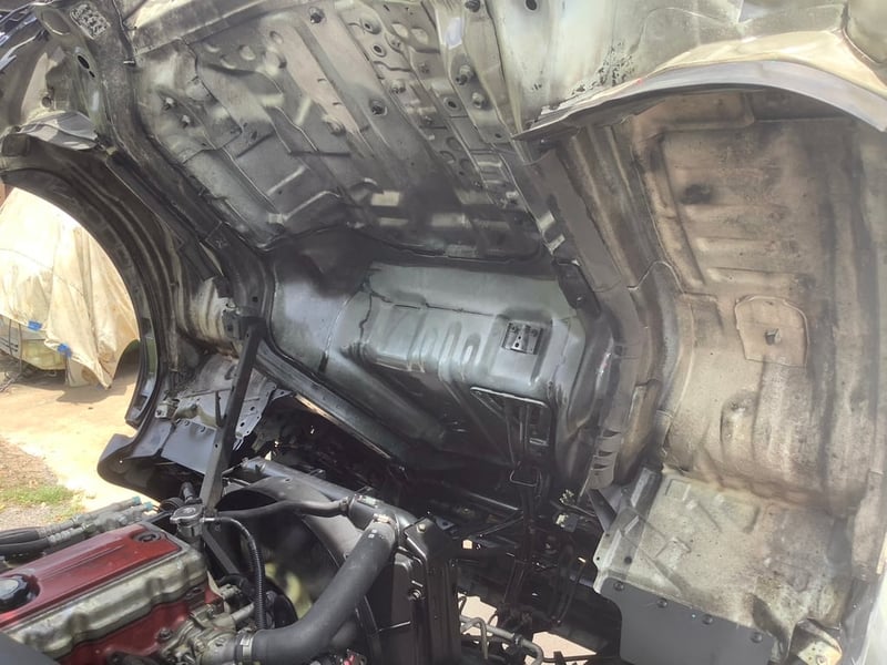 Hino 6 ล้อ ยูโร3 (ตู้เย็นติดลบ) ปี57 ตู้ ยาว 4.5ม. , สูง 2 ม. , กว้าง 2 ม.