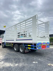 10ล้อHINO รุ่นFL8j เครือง260 กระบะบรรทุกยาว7.5ม.  